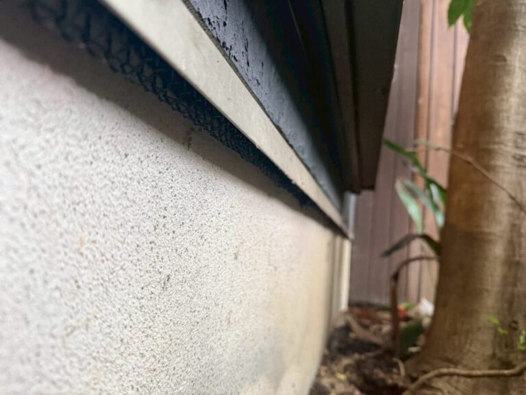 外壁水切り侵入部分封鎖