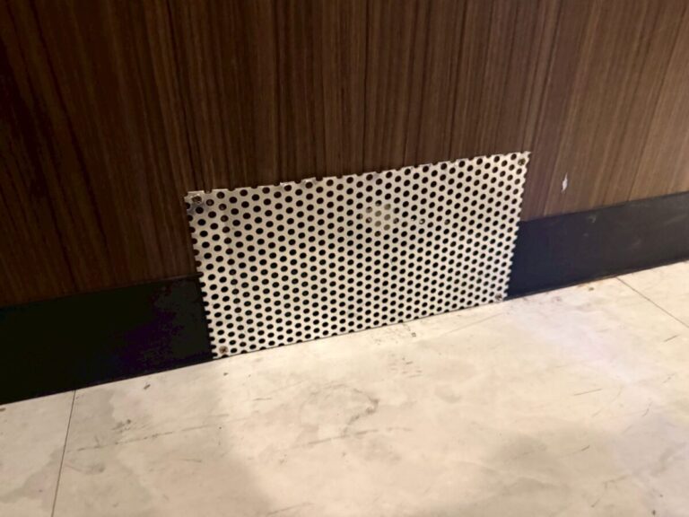 岐阜市ネズミ侵入口 施工後