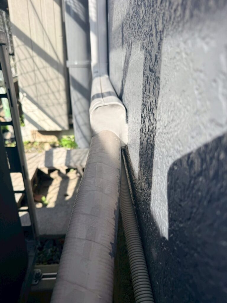 岐阜市コウモリ侵入口封鎖