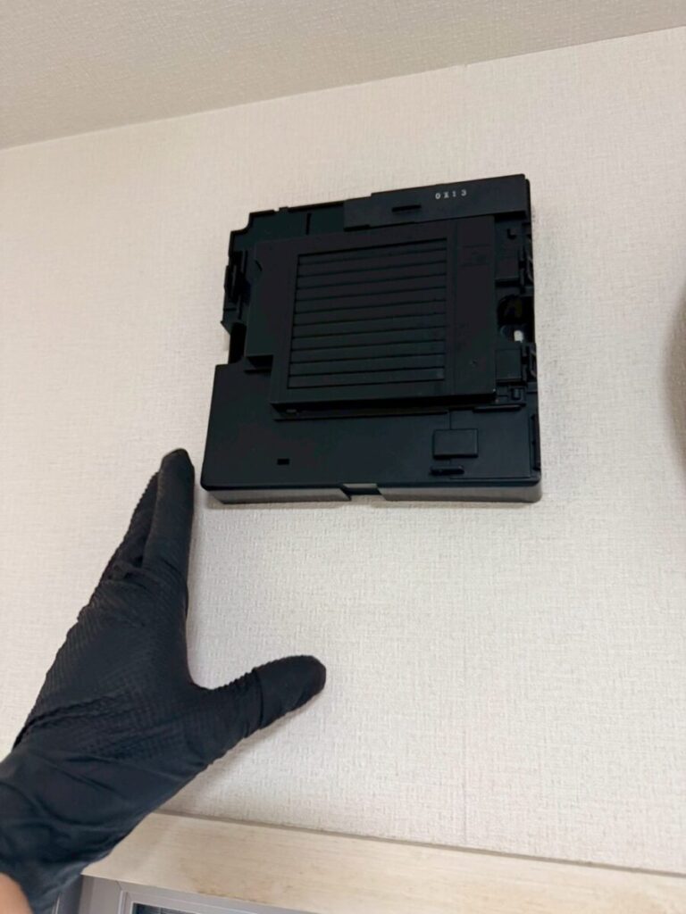三重県四日市市コウモリ被害 侵入口施工前